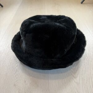 Jocelyn Oversized Chestnut Brown Faux Fur Bucket Winter Ski Resort Festival Hat